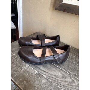 DR ZEN  LEATHER MARY JANE ADJUSTABLE STRAP NONSLIP SHOES - WOMENS 8